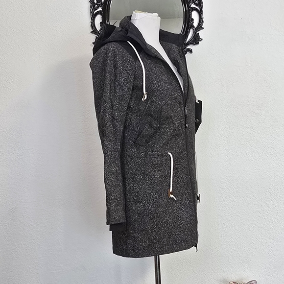 Burton Charcoal Jacket - Picture 4 of 10